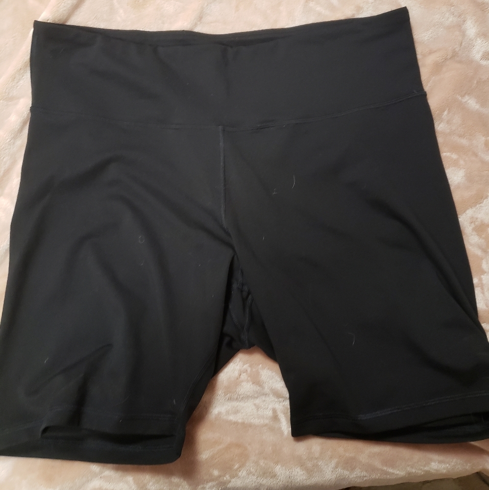Old navy black biker shorts